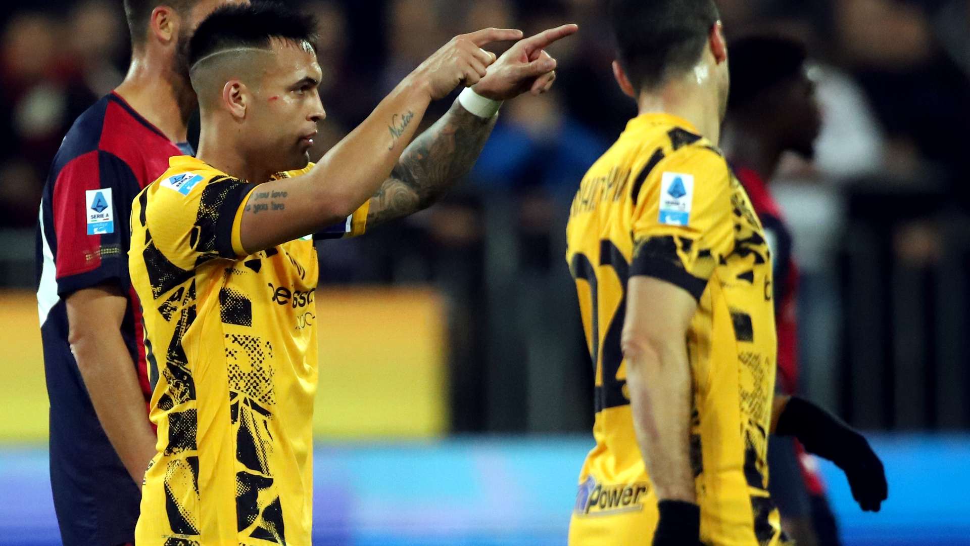 频频撕破对 频频撕破对