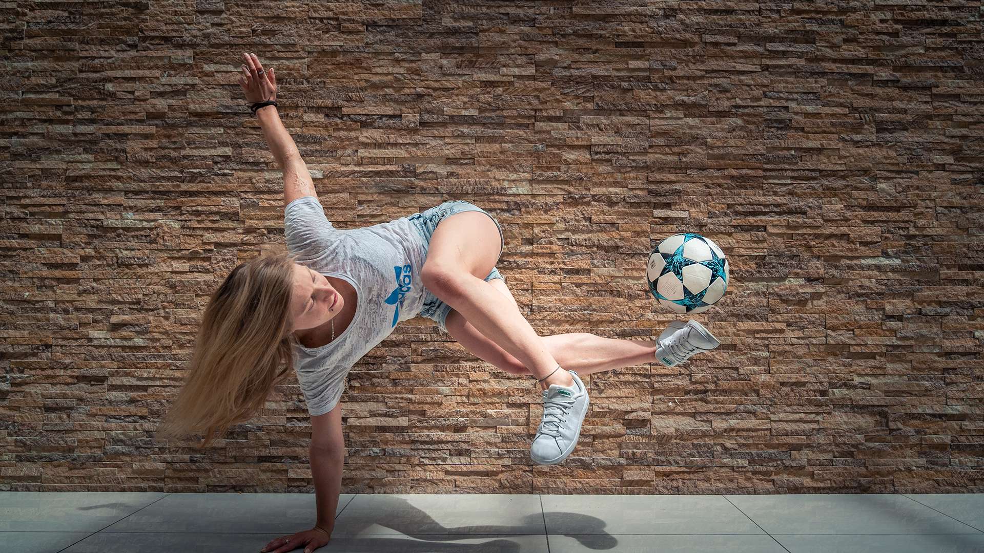 仅体现在技 仅体现在技